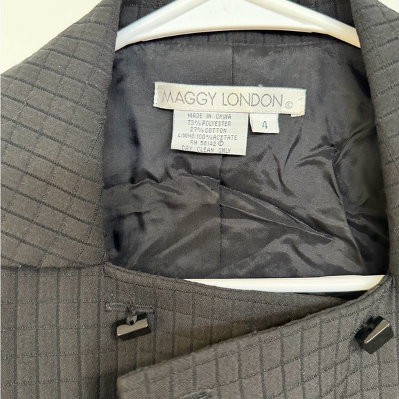 Vintage Maggy London Black Double-Breasted Blazer - Picture 10 of 13